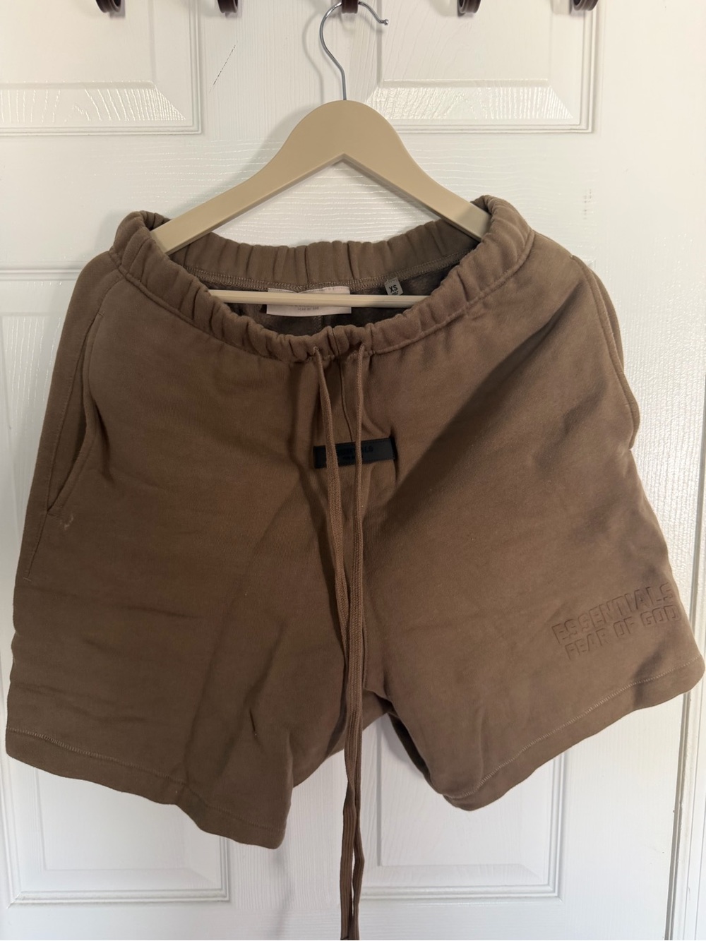 Fear of God Essentials Sweatshorts brown XS